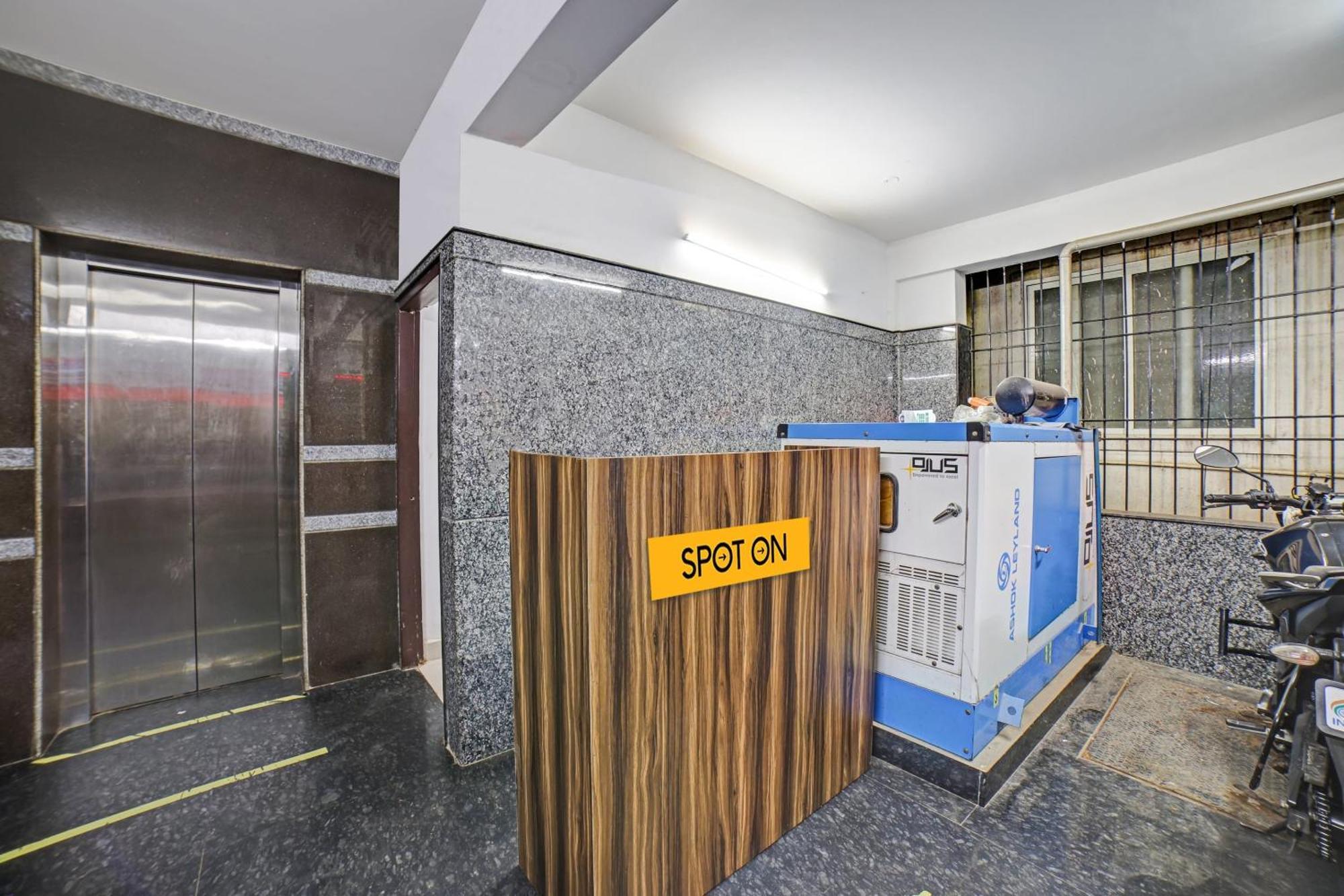 Spot On 81164 San International Hotel Bengaluru Kültér fotó